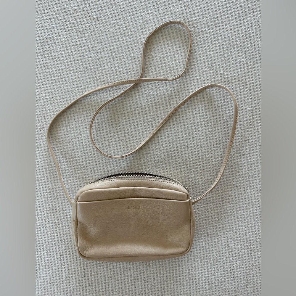 BAGGU mini leather crossbody